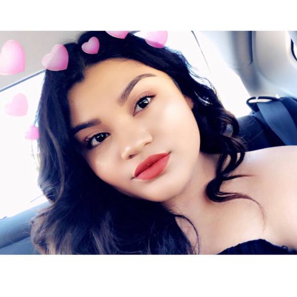 janelly2599